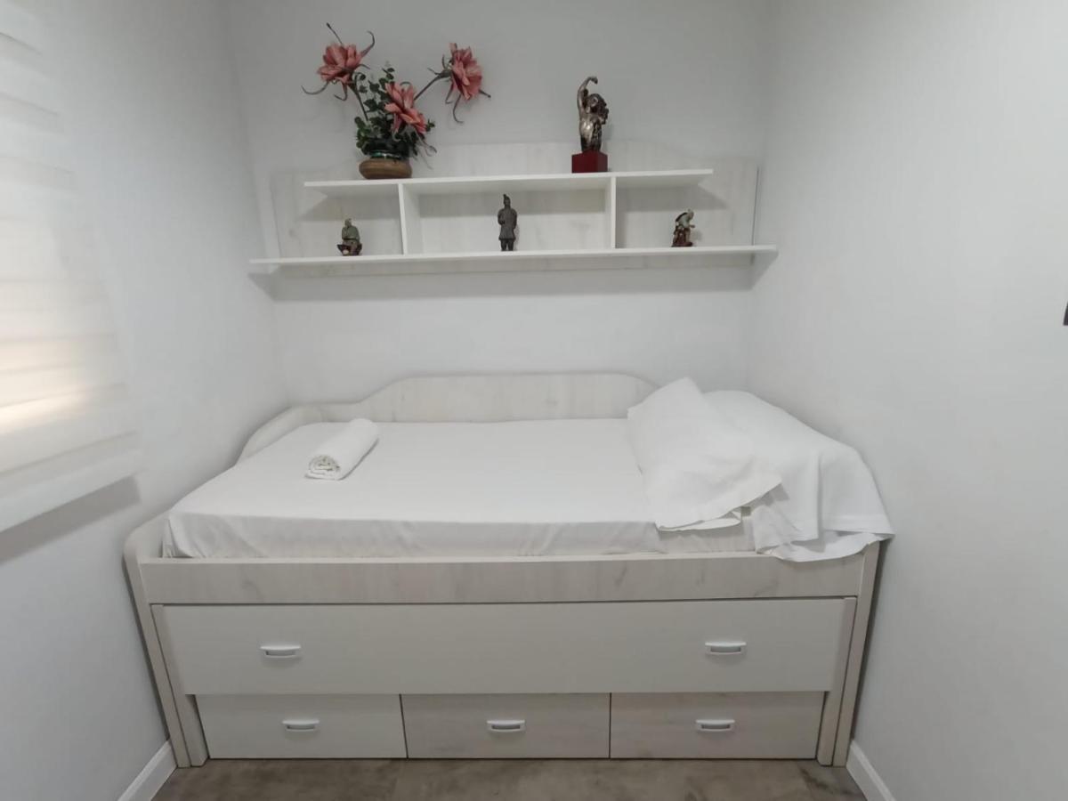 Los Nidos Carihuela New&Beach Torremolinos Bagian luar foto