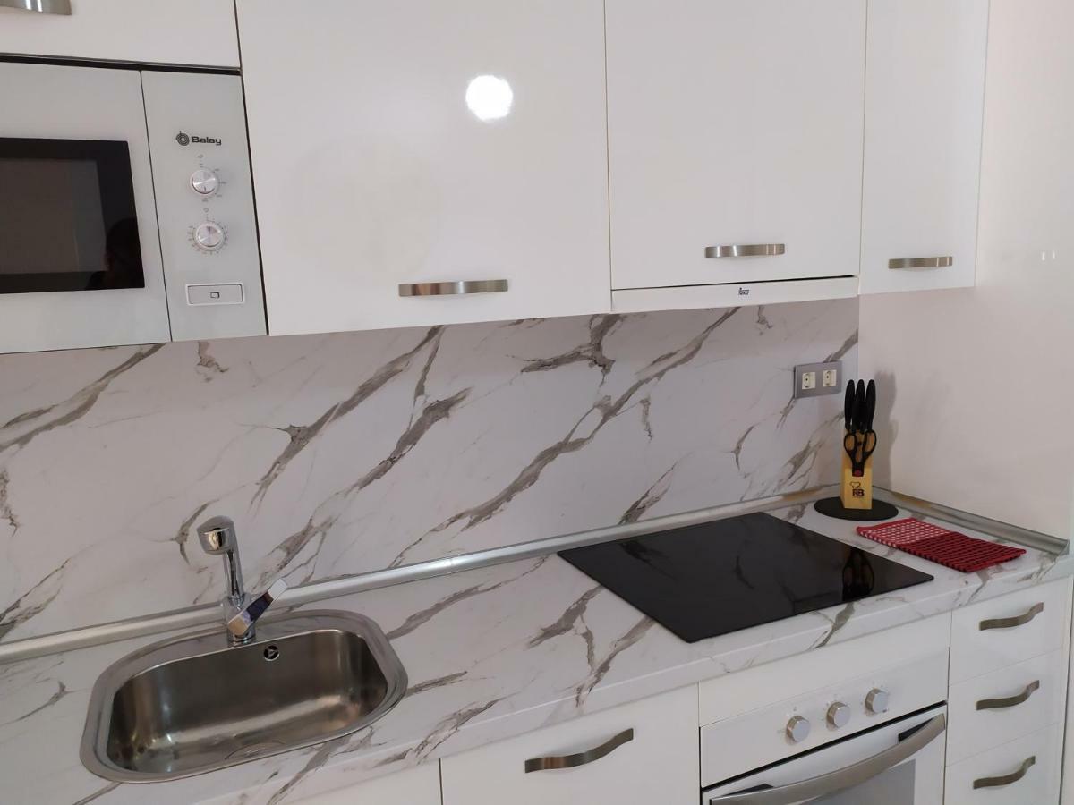 Los Nidos Carihuela New&Beach Torremolinos Bagian luar foto